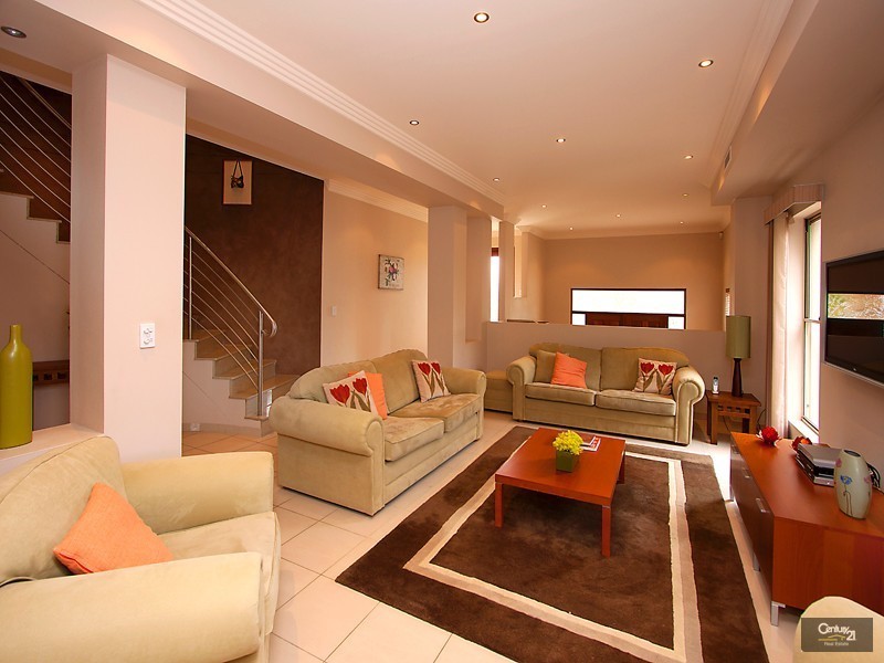 2 Fleet Avenue, Earlwood NSW 2206