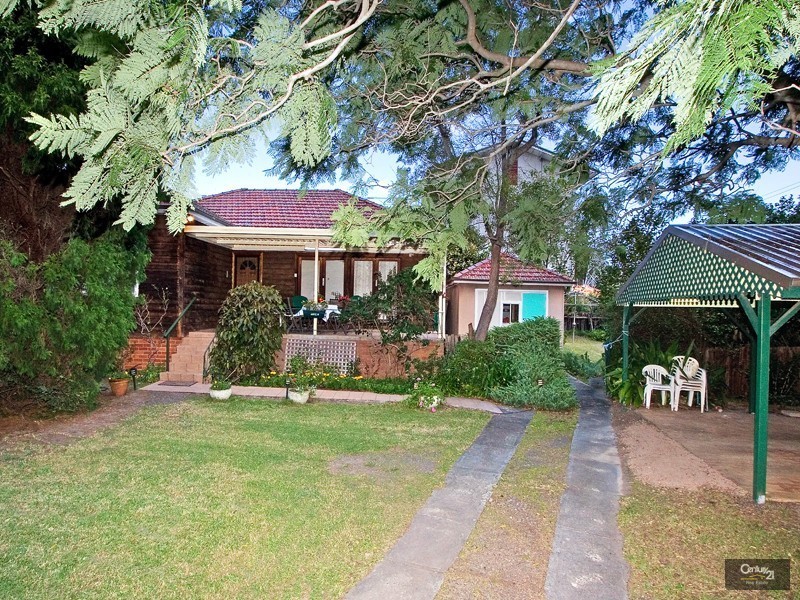 38 Fuller Avenue, Earlwood NSW 2206