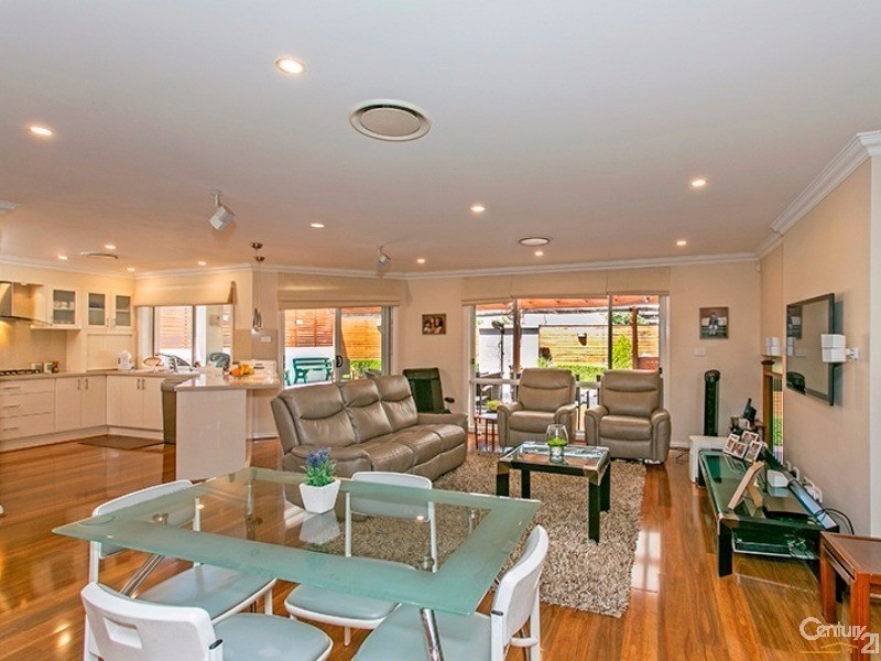 8 Pangee Street, Kingsgrove NSW 2208