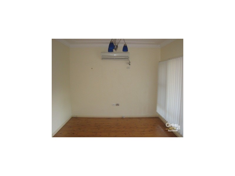 15 Undercliffe Road, Earlwood NSW 2206