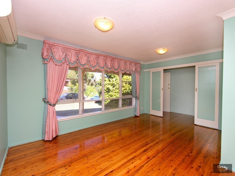 8 Waygrove Avenue, Earlwood NSW 2206