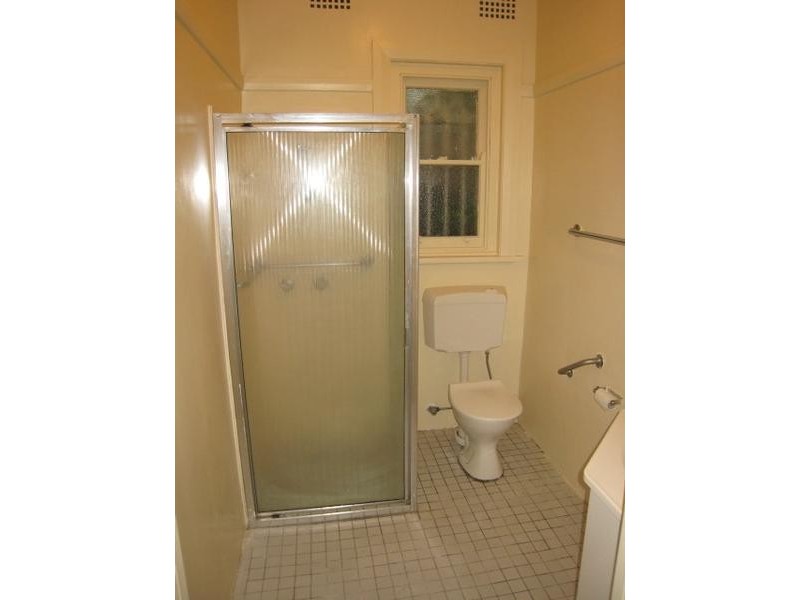 76 Gueudecourt Avenue, Earlwood NSW 2206