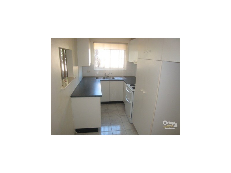 2/13 Dibbs Street, Canterbury NSW 2193