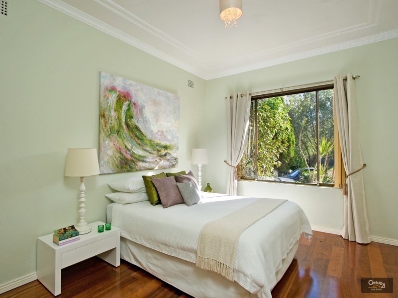 10 Wyatt Avenue, Earlwood NSW 2206