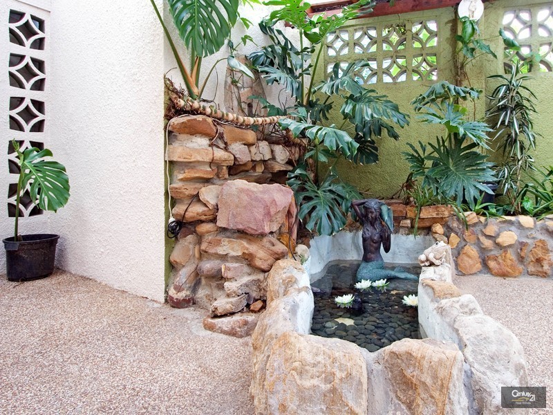 10 Wyatt Avenue, Earlwood NSW 2206