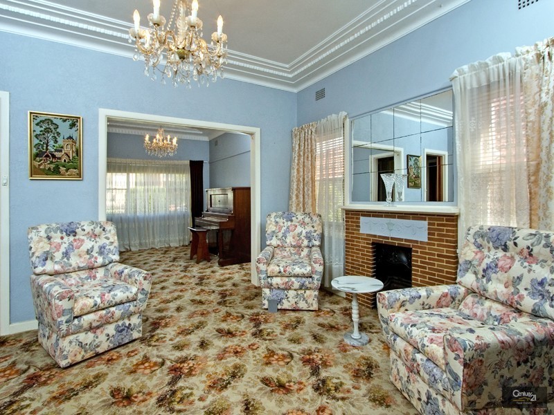 11 Mooney Avenue, Earlwood NSW 2206