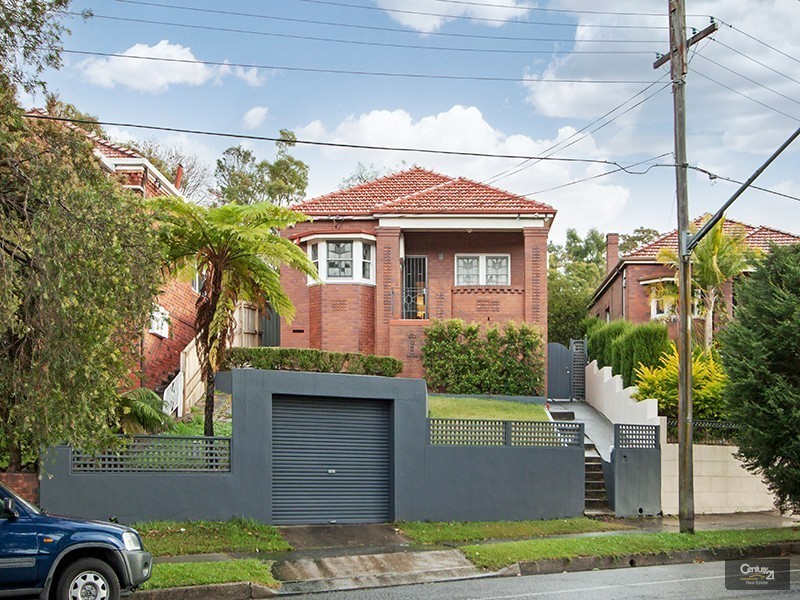 11 Slade Road, Bardwell Park NSW 2207