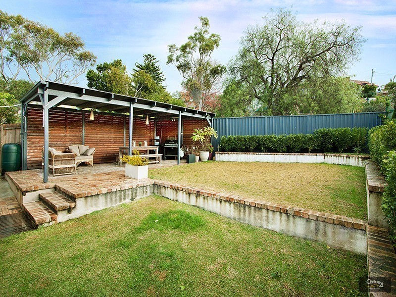 11 Slade Road, Bardwell Park NSW 2207