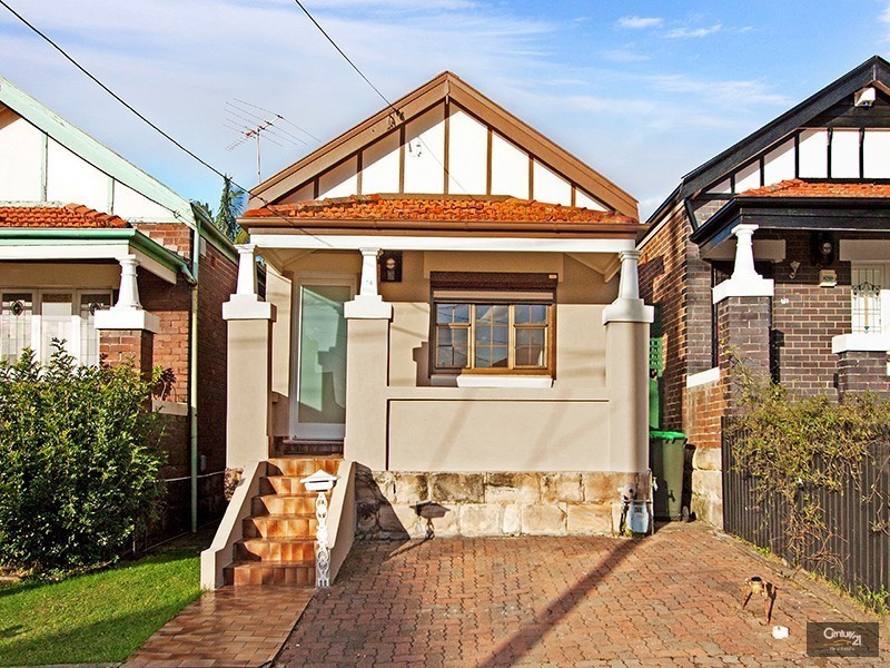 74 River Street, Earlwood NSW 2206