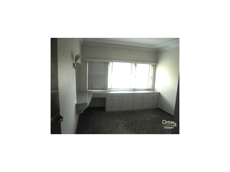 17 Mooney Avenue, Earlwood NSW 2206