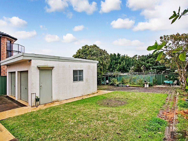 26 Narani Crescent, Earlwood NSW 2206