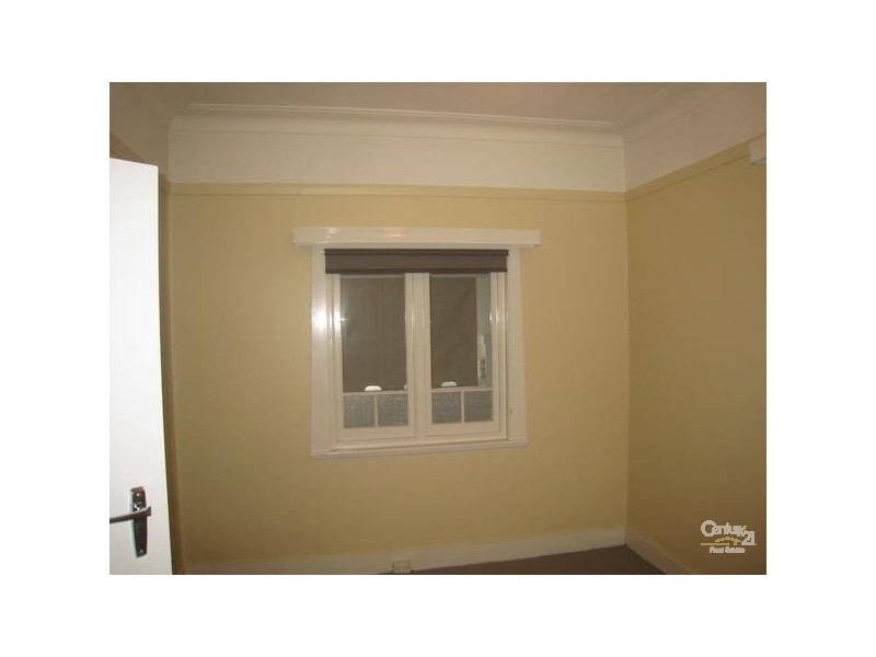 28 Scahill Street, Campsie NSW 2194