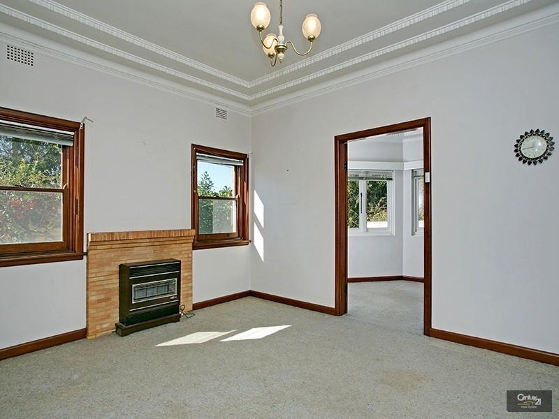 9 Airedale Avenue, Earlwood NSW 2206