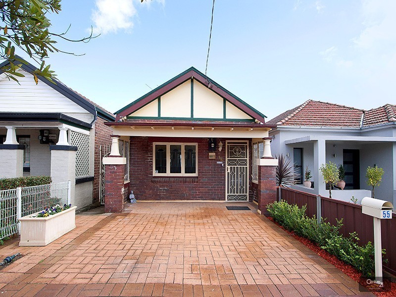 55 River Street, Earlwood NSW 2206