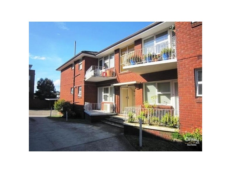 12/13 Phillip Street, Roselands NSW 2196