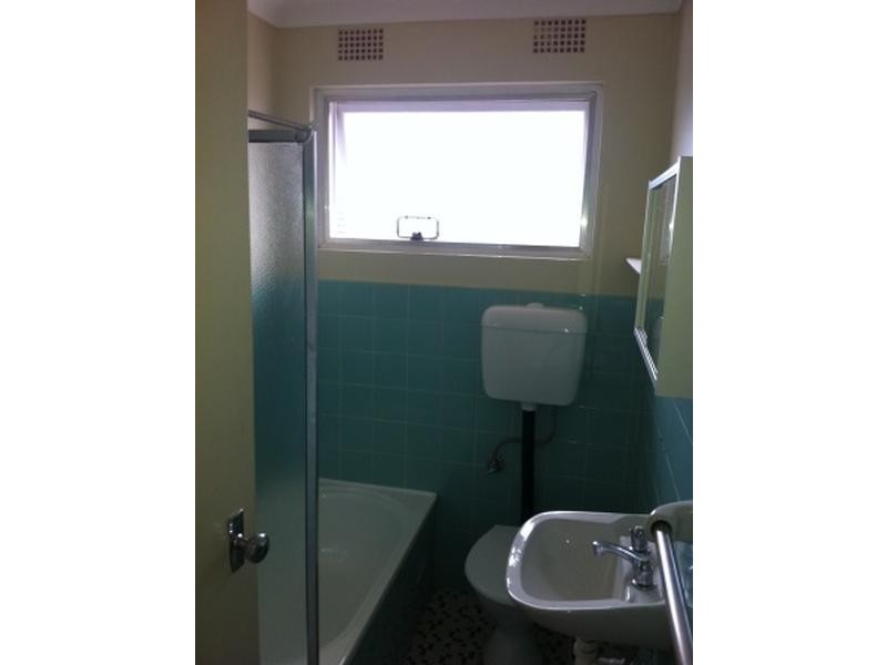 4/1 St Jude Crescent, Belmore NSW 2192