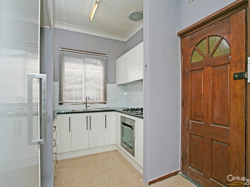 10 Hillside Avenue, Clemton Park NSW 2206