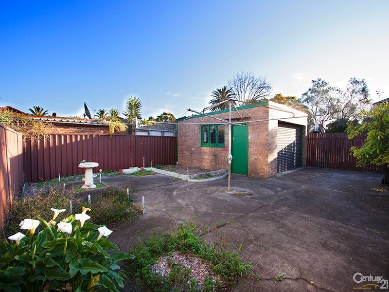 18 William Street, Earlwood NSW 2206