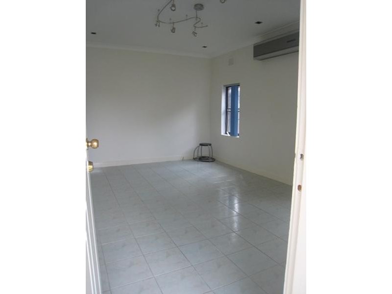 12 Leonora Street, Earlwood NSW 2206