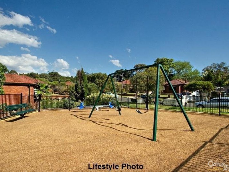 19 Highland Crescent, Earlwood NSW 2206