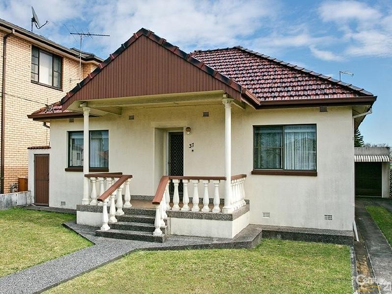 37 Flers Avenue, Earlwood NSW 2206