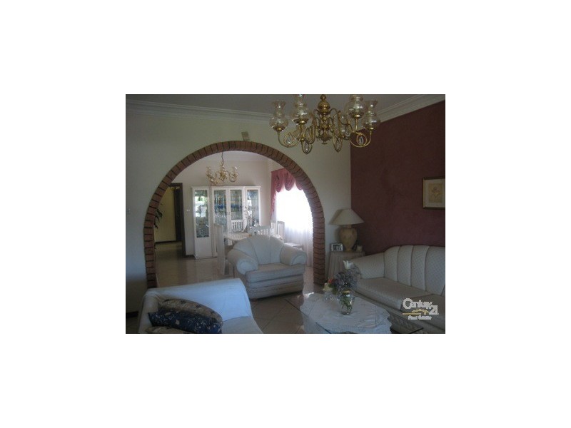 28 Clisdell Avenue, Canterbury NSW 2193