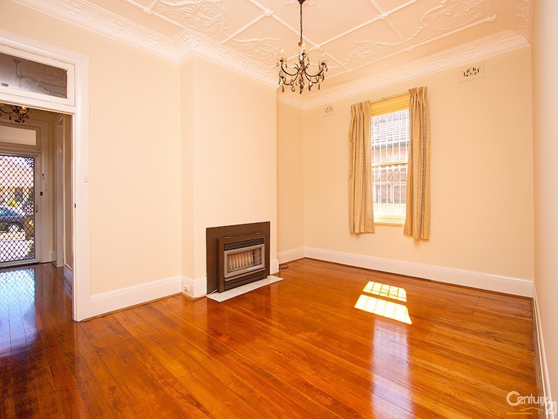 24 Highworth Avenue, Bexley NSW 2207