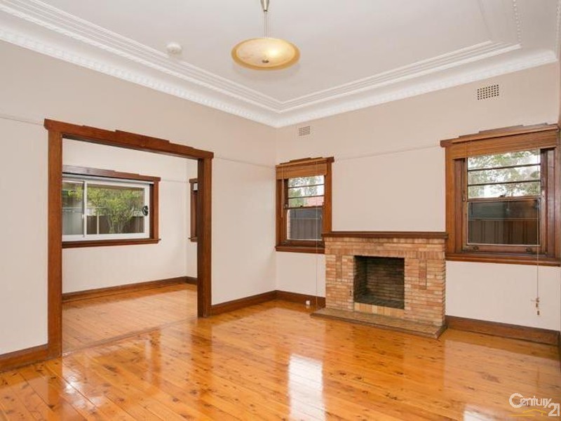 56 Lawn Avenue, Clemton Park NSW 2206