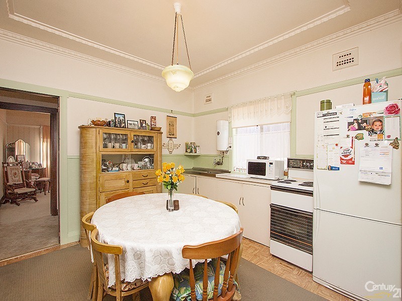 15 Wavell Parade, Earlwood NSW 2206