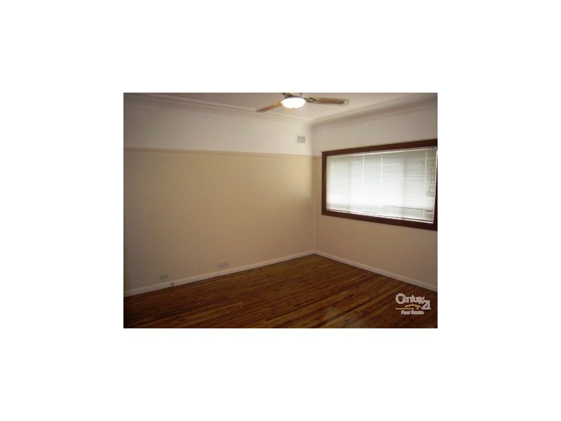 110 Ludgate Street, Roselands NSW 2196