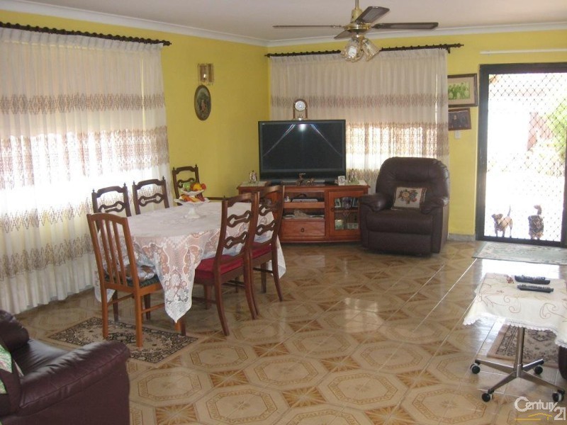 489 Homer Street, Earlwood NSW 2206