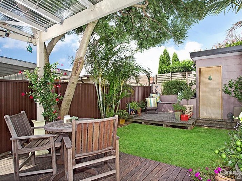 90 River Street, Earlwood NSW 2206