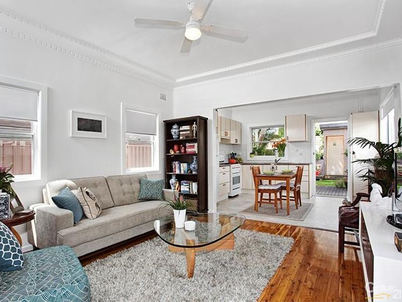 90 River Street, Earlwood NSW 2206