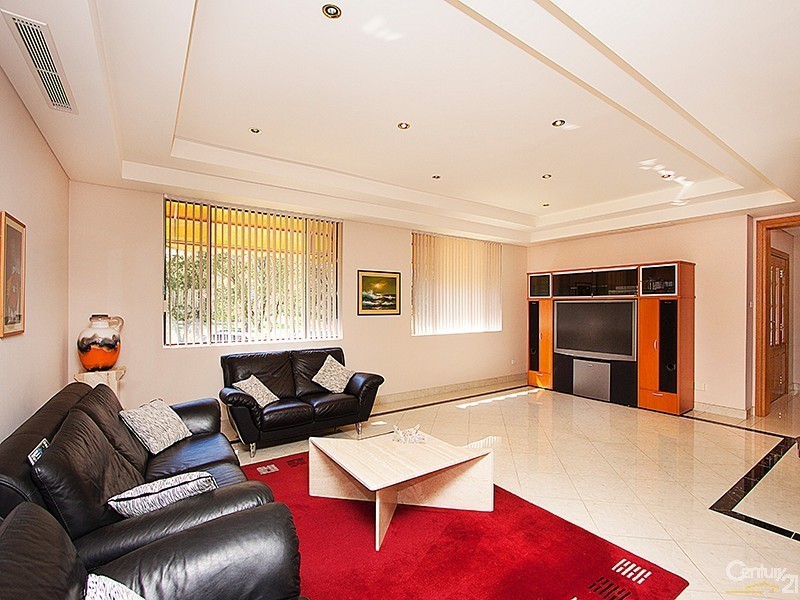 4 Graham Place, Earlwood NSW 2206