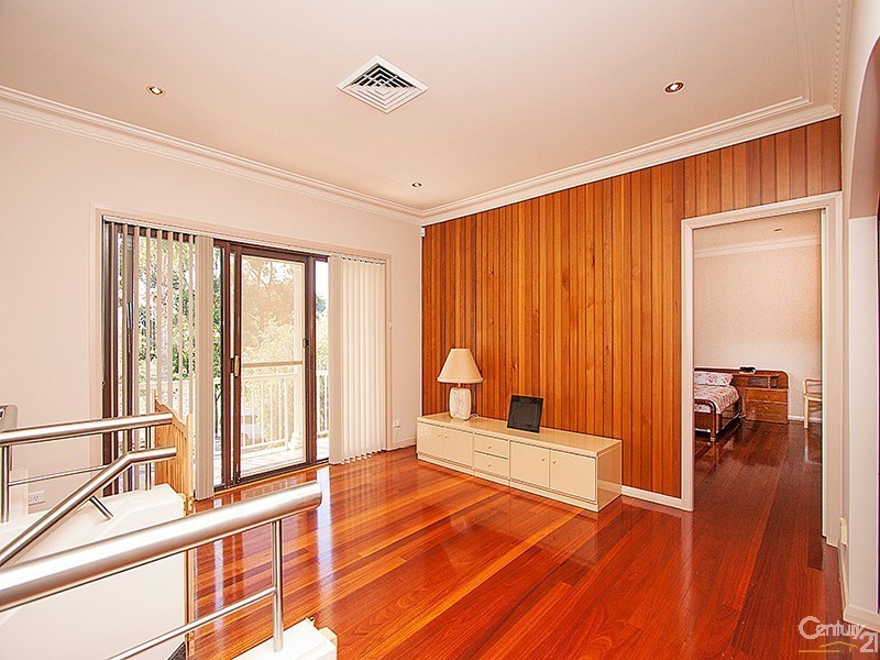 4 Graham Place, Earlwood NSW 2206