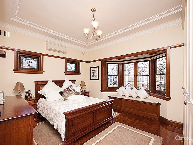 125 Prince Edward Avenue, Earlwood NSW 2206