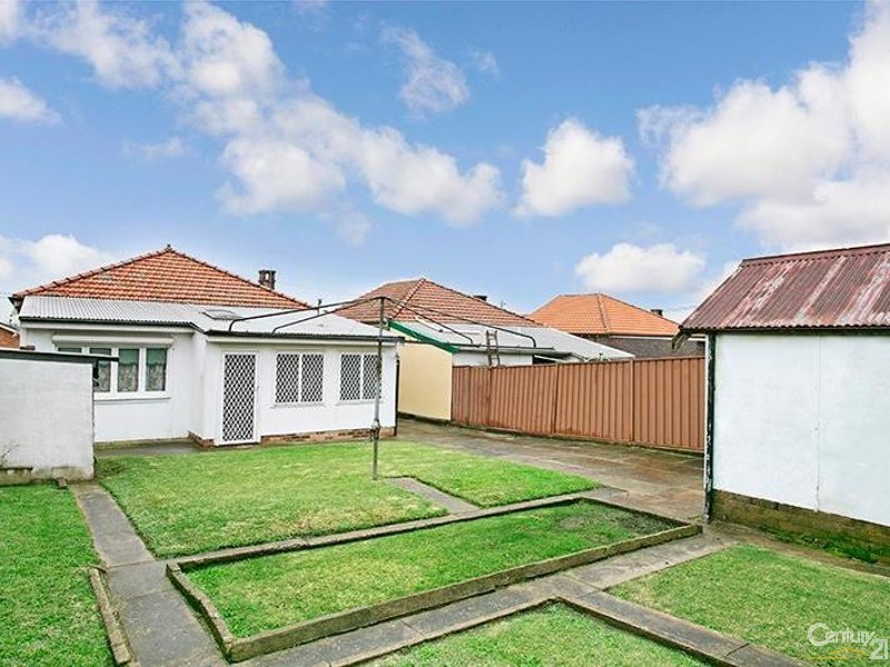 56 River Street, Earlwood NSW 2206