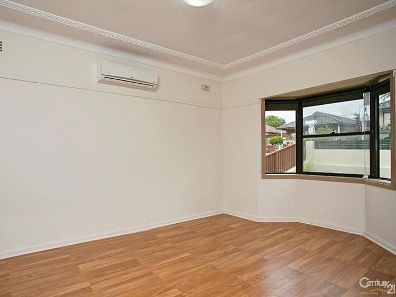 287 William Street, Kingsgrove NSW 2208