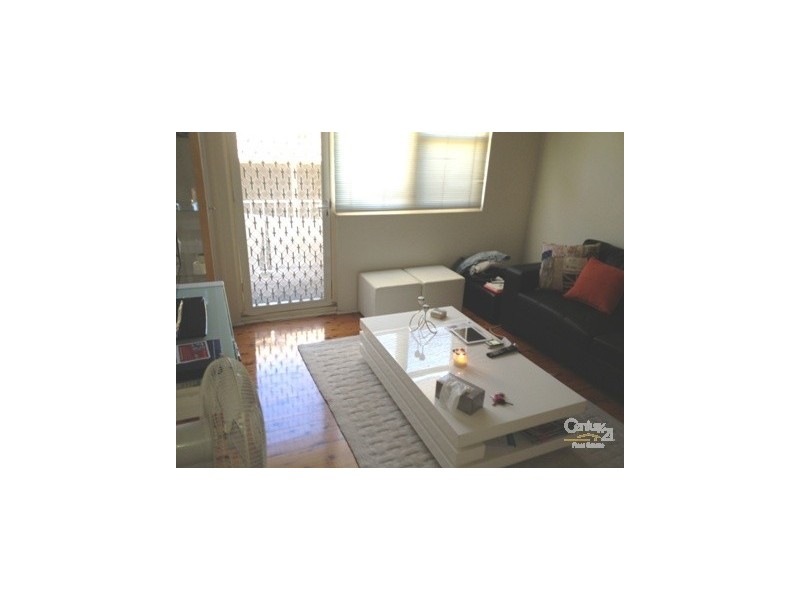 2/9 Olive Street, Kingsgrove NSW 2208