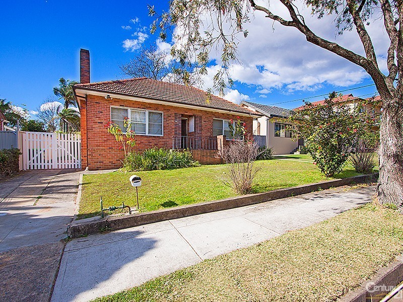 32 Tasker Avenue, Clemton Park NSW 2206