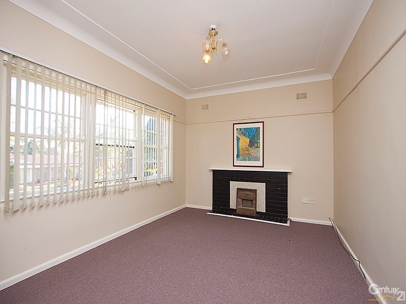 32 Tasker Avenue, Clemton Park NSW 2206