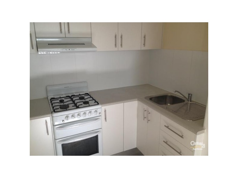 17 Flora Street, Roselands NSW 2196