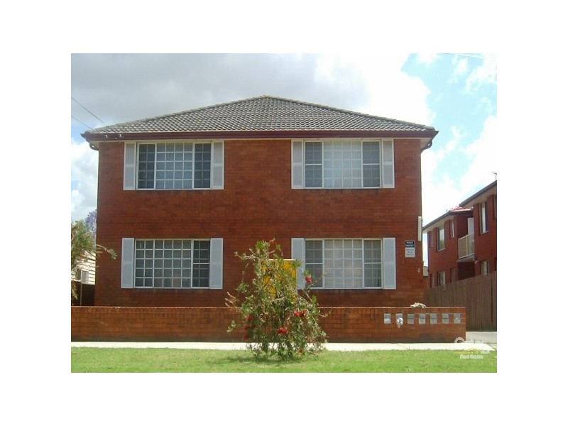 2/9 Olive Street, Kingsgrove NSW 2208