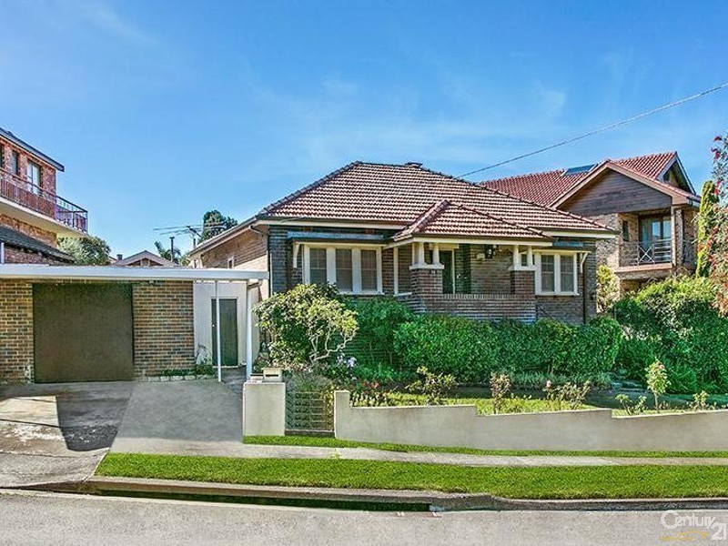 35 Gueudecourt Avenue, Earlwood NSW 2206