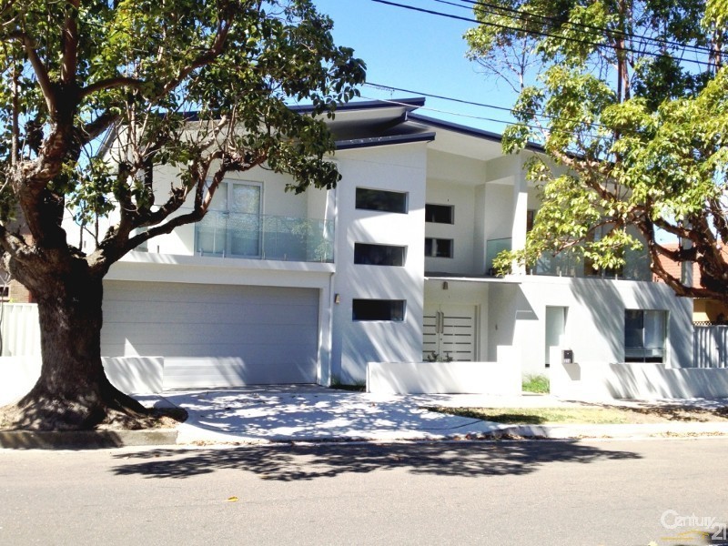 32A Earlwood Avenue, Earlwood NSW 2206