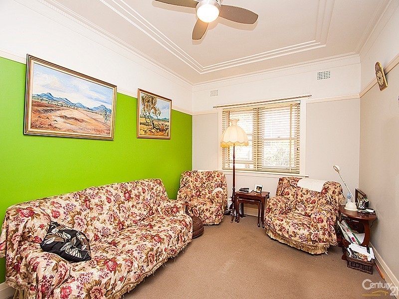 55A Kitchener Avenue, Earlwood NSW 2206