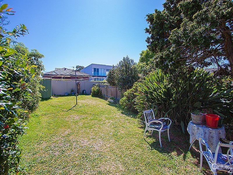 55A Kitchener Avenue, Earlwood NSW 2206