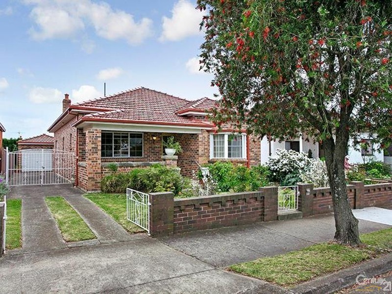 3 Nicoll Avenue, Earlwood NSW 2206