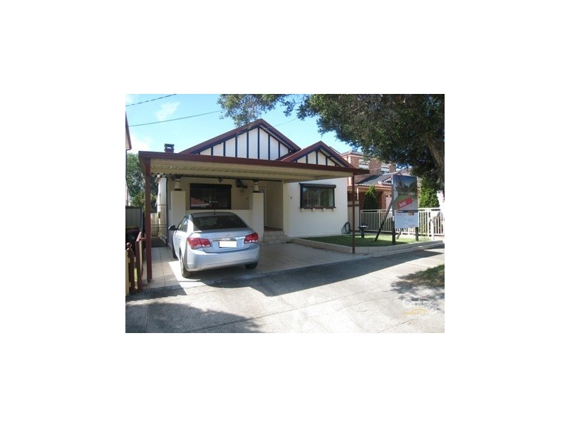 6 Clisdell Avenue, Canterbury NSW 2193