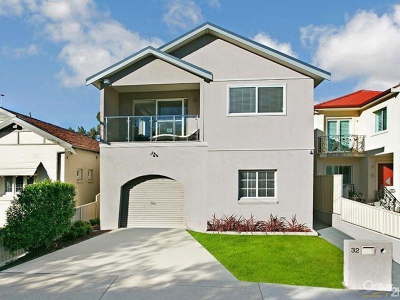 32 Chamberlain Road, Bexley NSW 2207